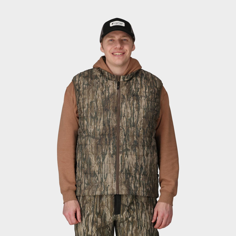 Load image into Gallery viewer, Frogg Toggs Mens Realtree Legacy Oxbow PrimaLoft Vest 
