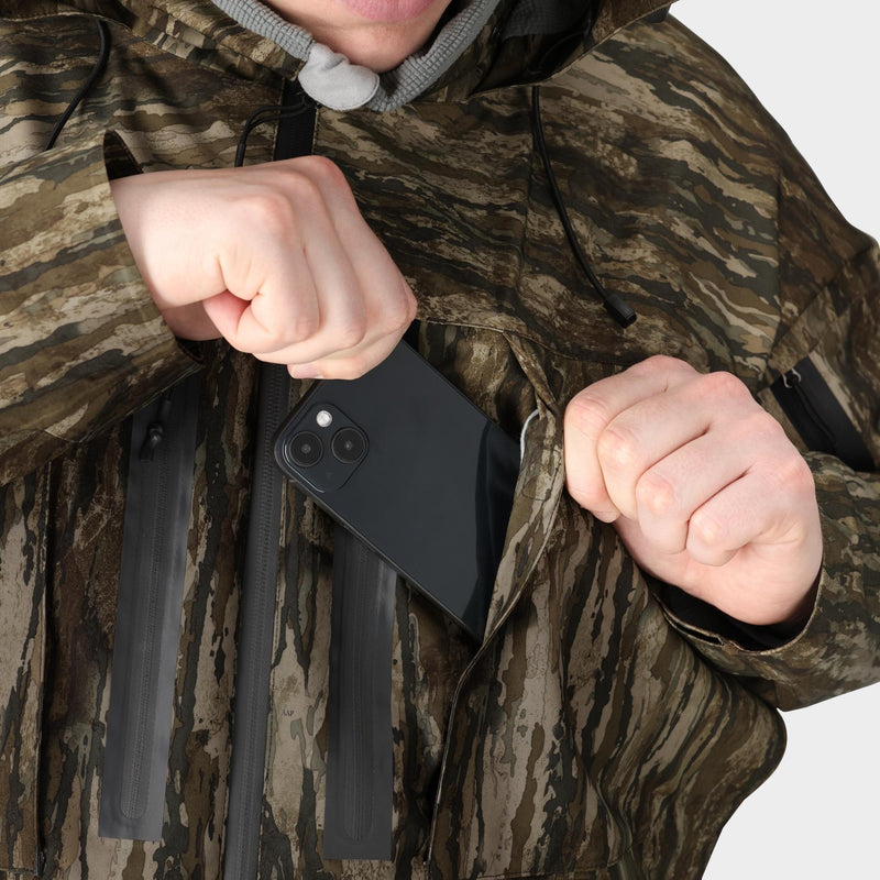 Load image into Gallery viewer, Frogg Toggs Mens Realtree Legacy Oxbow Jacket
