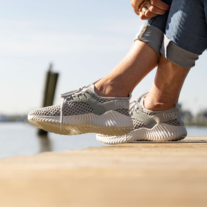 Load image into Gallery viewer, Frogg Toggs Womens White Aquastep Mesh Shoe
