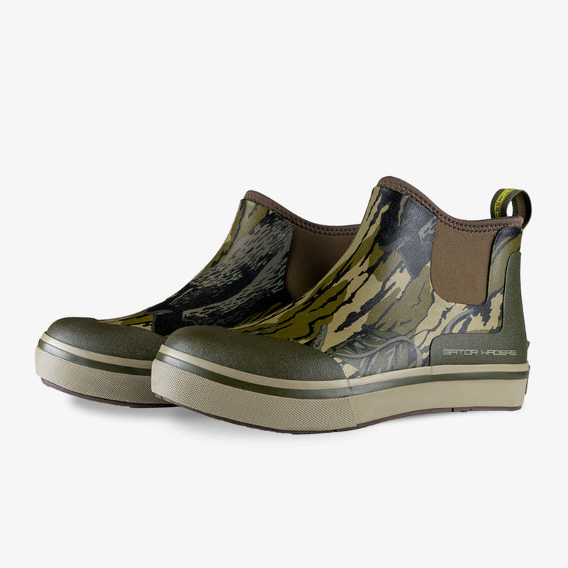 Load image into Gallery viewer, Gator Waders Mens Mossy Oak Treestand Camp Boots
