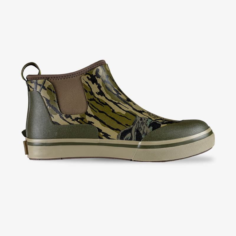 Load image into Gallery viewer, Gator Waders Mens Mossy Oak Treestand Camp Boots
