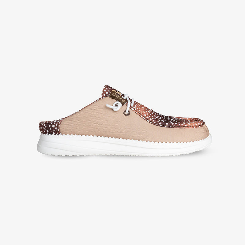 Load image into Gallery viewer, Gator Waders Womens Axis Camp Shoes Outback Series
