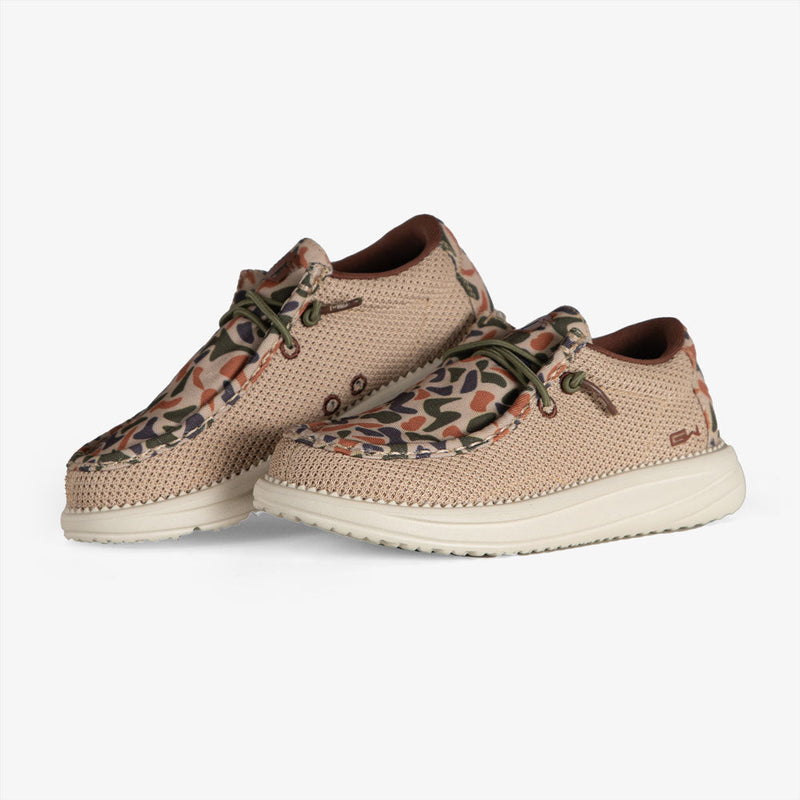 Load image into Gallery viewer, Gator Waders Kids Old School Camo Camp Shoes
