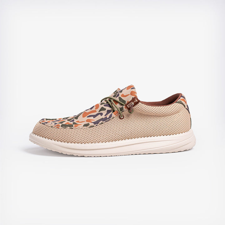 Load image into Gallery viewer, Gator Waders Mens Old School Camo Camp Shoes
